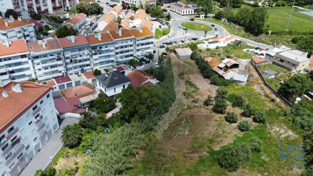 Terreno para Venda em Loures Foto 8