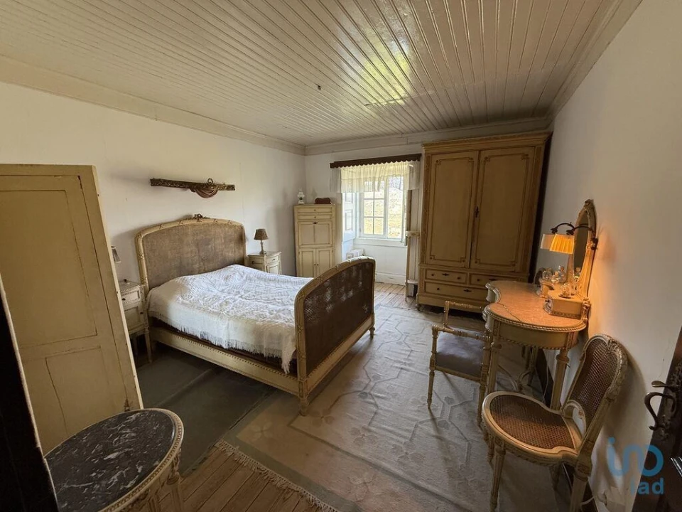 Moradia T15 para Venda em Cambres Foto 5