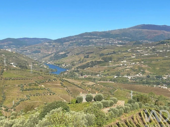 Moradia T15 para Venda em Cambres Foto 17