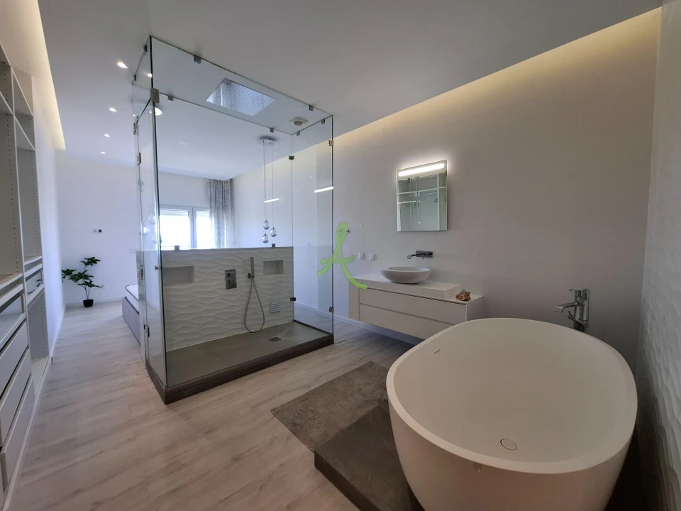 Apartamento T3 para Venda em Portimão Foto 3