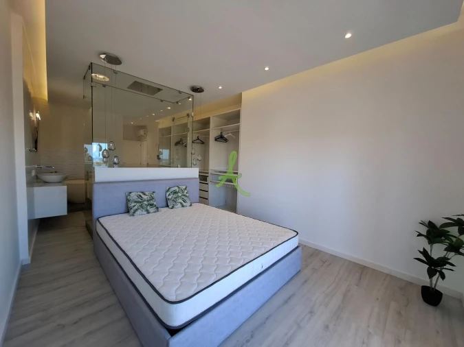 Apartamento T3 para Venda em Portimão Foto 30