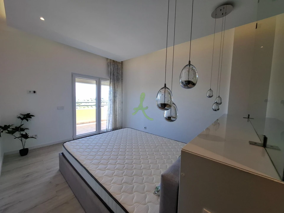 Apartamento T3 para Venda em Portimão Foto 28