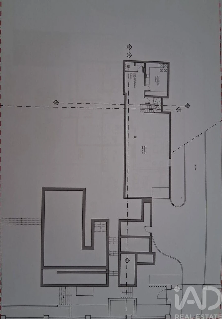 Moradia T4 para Venda em Lagos (São Sebastião e Santa Maria) Foto 24