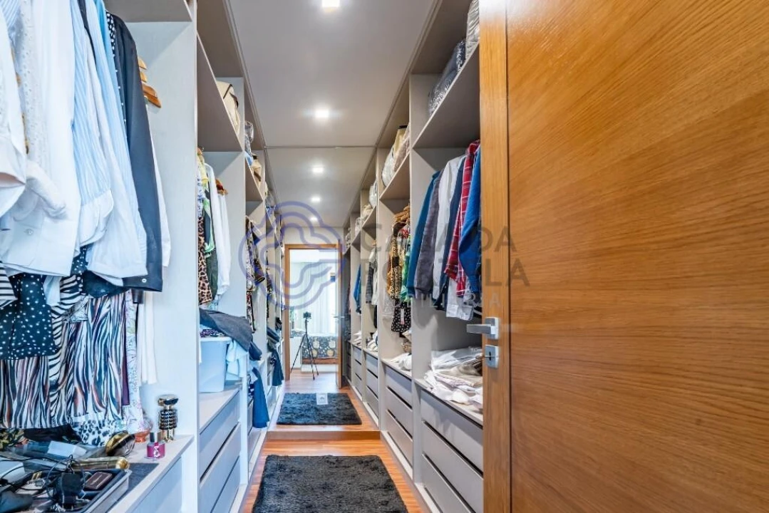 Moradia T4 para Venda em Retorta e Tougues Foto 27