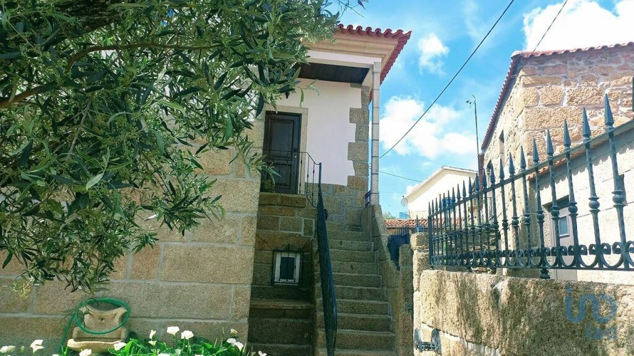 Moradia T3 para Venda em São Lourenço de Ribapinhão Foto 14