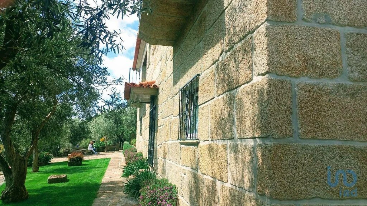 Moradia T3 para Venda em São Lourenço de Ribapinhão Foto 3