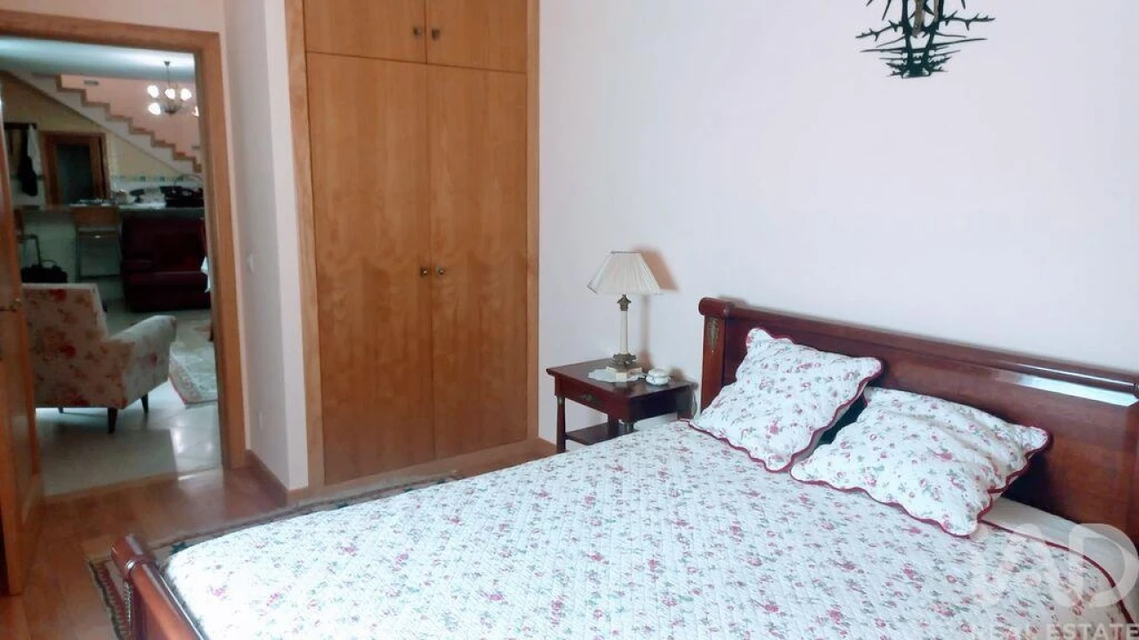 Moradia T3 para Venda em São Lourenço de Ribapinhão Foto 19