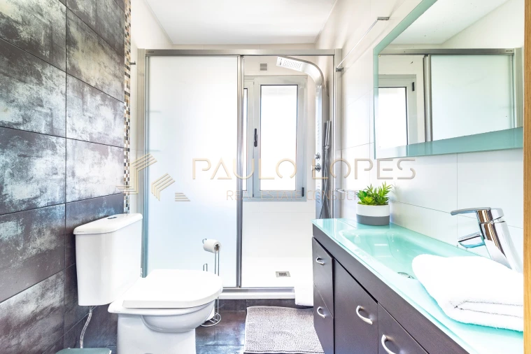 Apartamento T2 para Venda em Nazare Foto 5