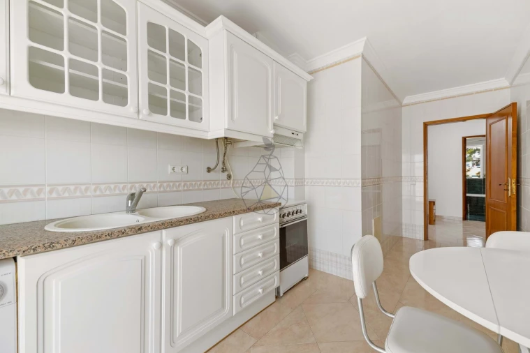 Apartamento T2 para Venda em Albufeira e Olhos de Água Foto 4