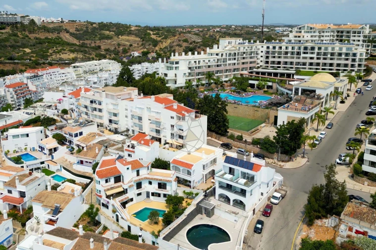 Apartamento T2 para Venda em Albufeira e Olhos de Água Foto 29