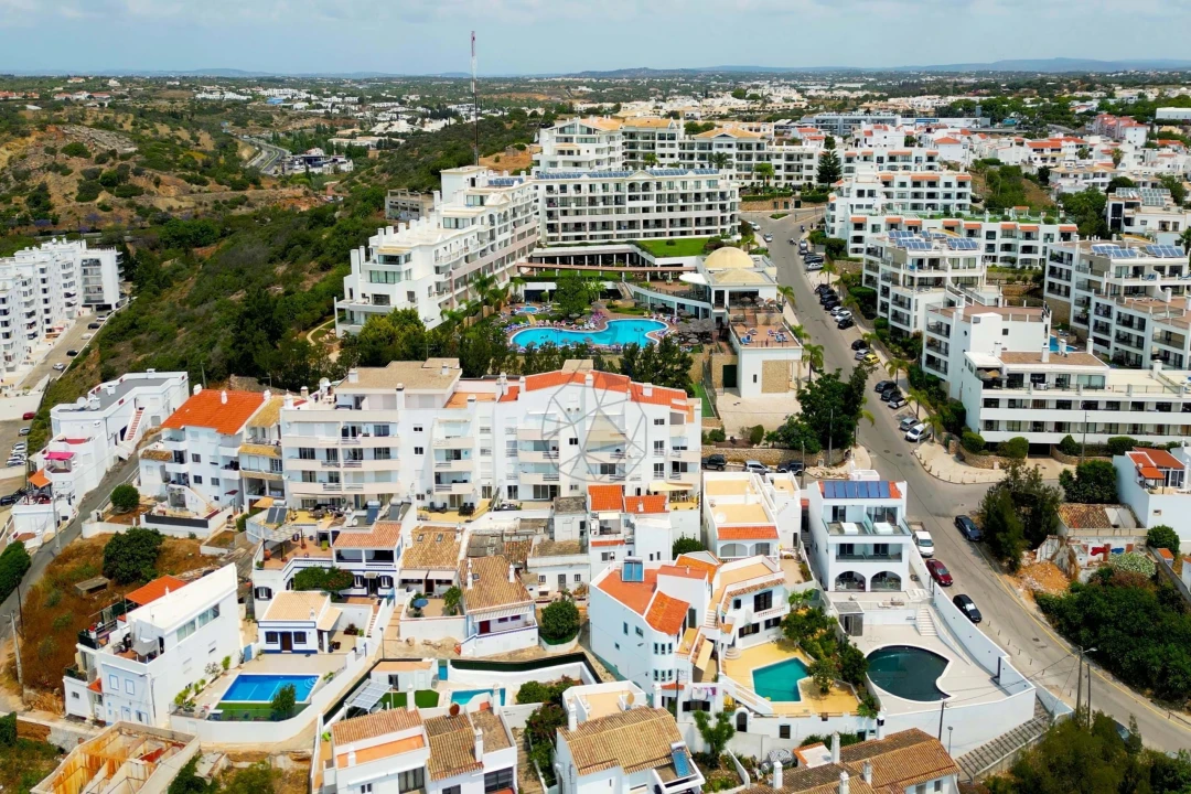 Apartamento T2 para Venda em Albufeira e Olhos de Água Foto 32