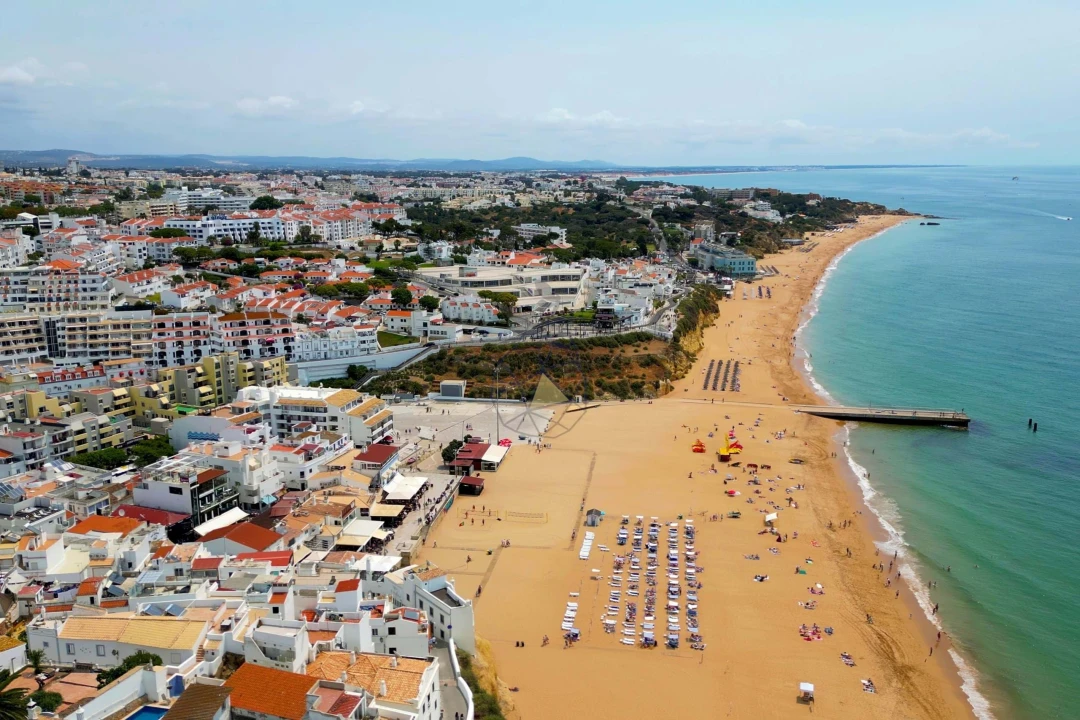 Apartamento T2 para Venda em Albufeira e Olhos de Água Foto 1