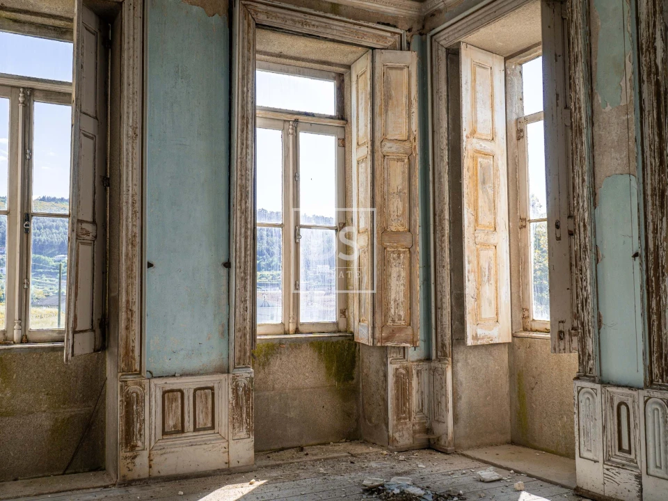 Moradia T10 para Venda em Tarouquela Foto 6