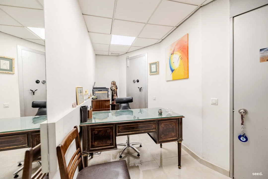 Negócio para Venda em Santo António Foto 31