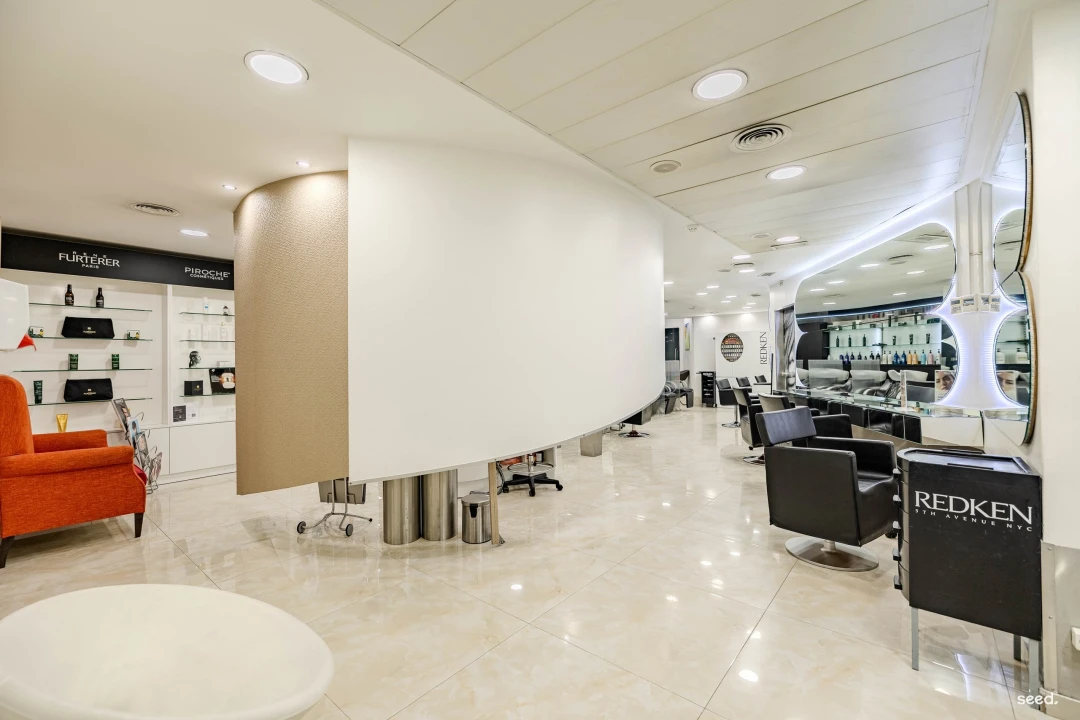 Negócio para Venda em Santo António Foto 25