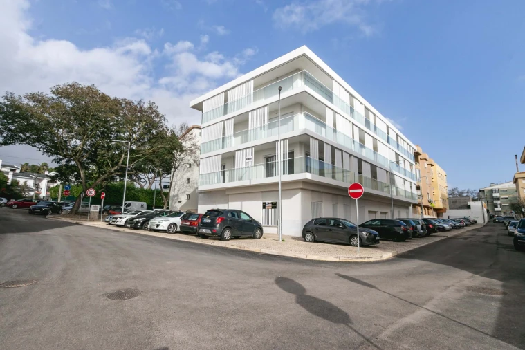 Apartamento T4 para Venda em Cascais e Estoril Foto 35