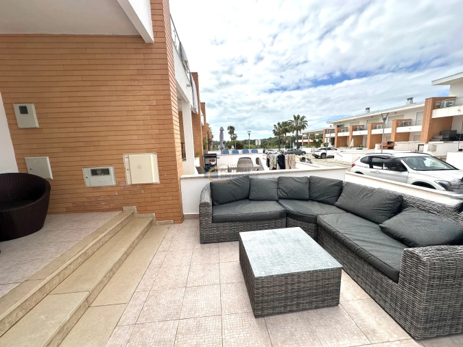 Moradia T2 para Venda em Albufeira e Olhos de Água Foto 8