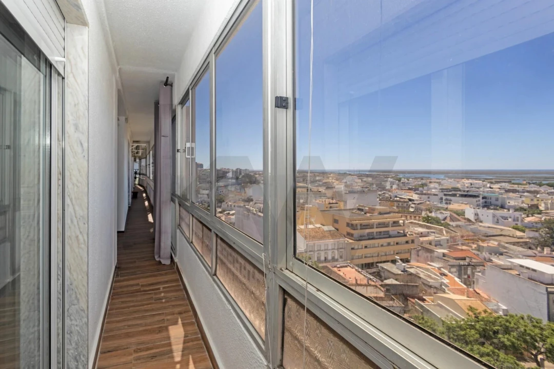 Apartamento T5 para Venda em Faro (Sé e São Pedro) Foto 4