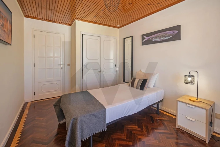 Apartamento T5 para Venda em Faro (Sé e São Pedro) Foto 16