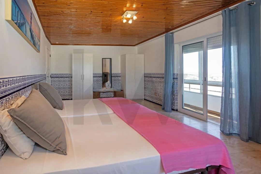 Apartamento T5 para Venda em Faro (Sé e São Pedro) Foto 19