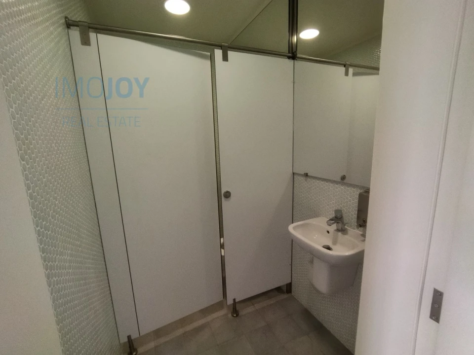 Prédio para Arrendamento em Cedofeita, Santo Ildefonso, Sé, Miragaia, São Nicolau e Vitória Foto 29