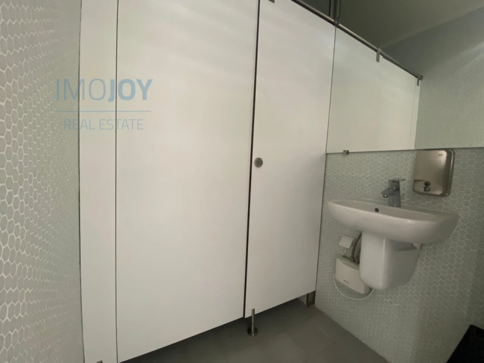 Prédio para Arrendamento em Cedofeita, Santo Ildefonso, Sé, Miragaia, São Nicolau e Vitória Foto 34