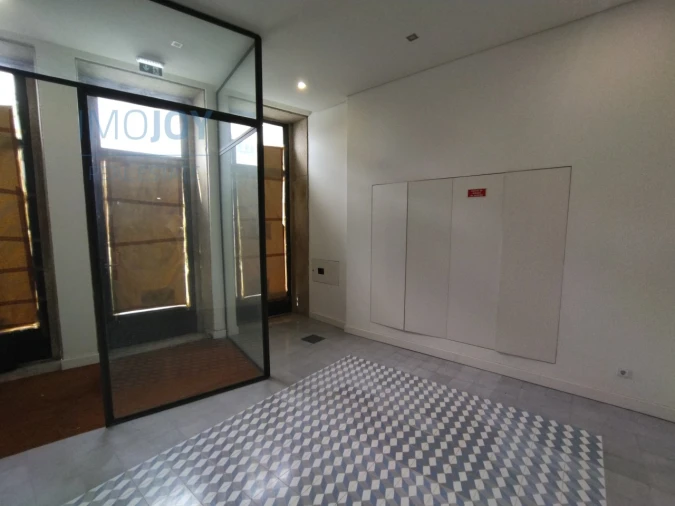 Prédio para Arrendamento em Cedofeita, Santo Ildefonso, Sé, Miragaia, São Nicolau e Vitória Foto 8