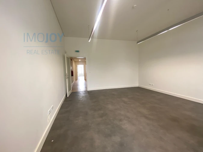 Prédio para Arrendamento em Cedofeita, Santo Ildefonso, Sé, Miragaia, São Nicolau e Vitória Foto 18