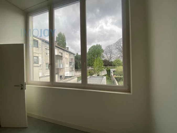 Prédio para Arrendamento em Cedofeita, Santo Ildefonso, Sé, Miragaia, São Nicolau e Vitória Foto 31