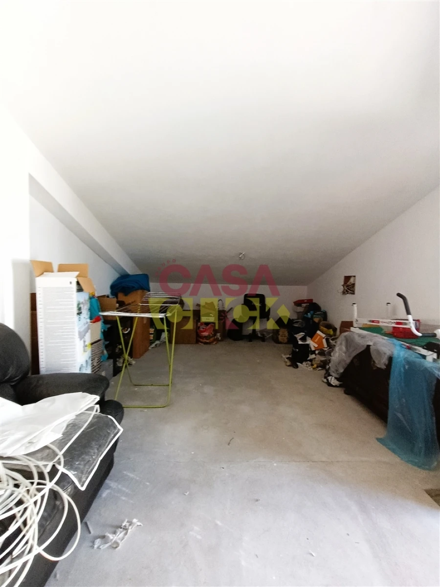 Moradia T4 para Venda em Montalvo Foto 32