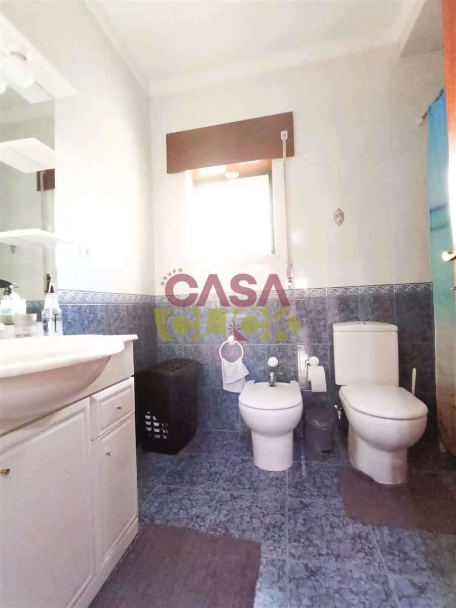 Moradia T4 para Venda em Montalvo Foto 15