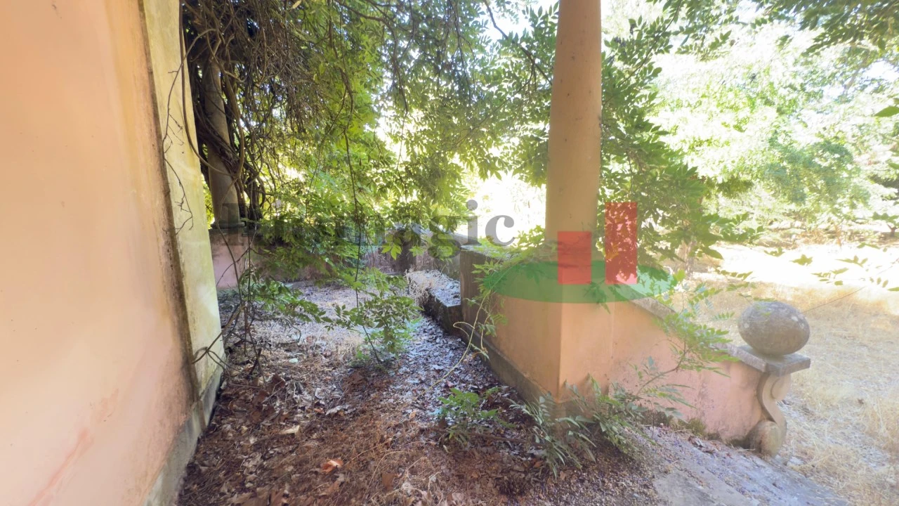 Quinta T5 para Venda em Tramagal Foto 129