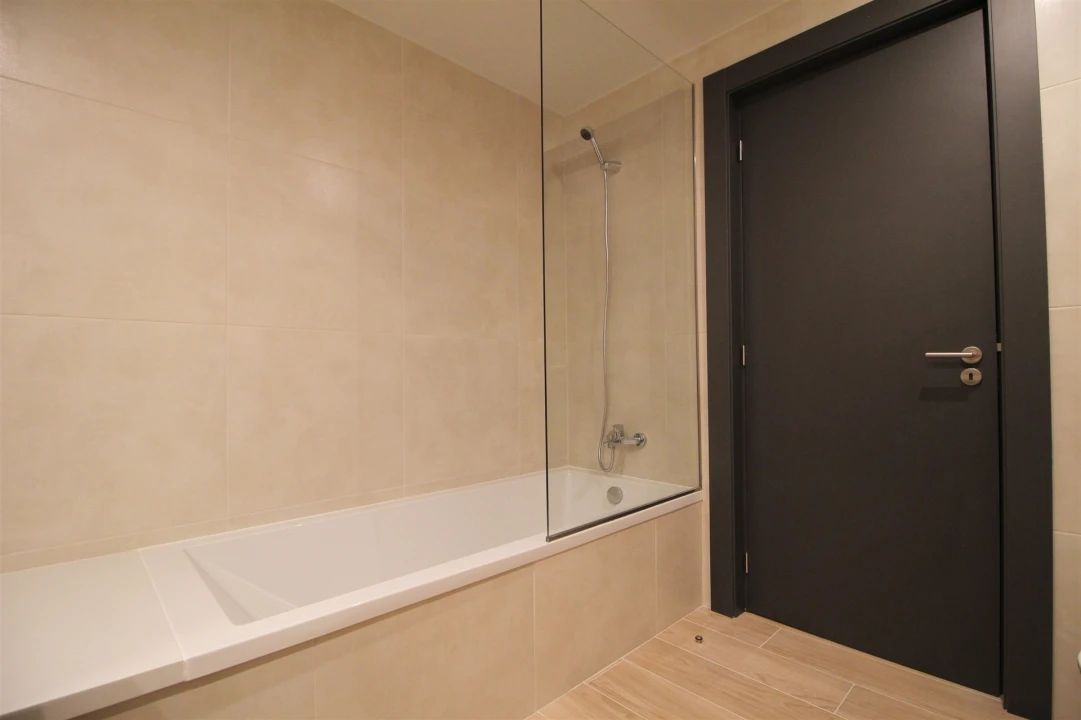 Quarto para Arrendamento em Azurem Foto 6