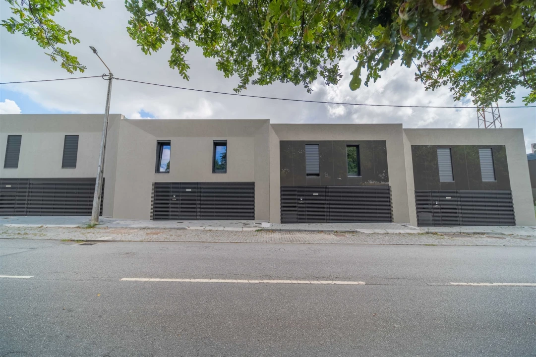 Quarto para Arrendamento em Azurem Foto 1