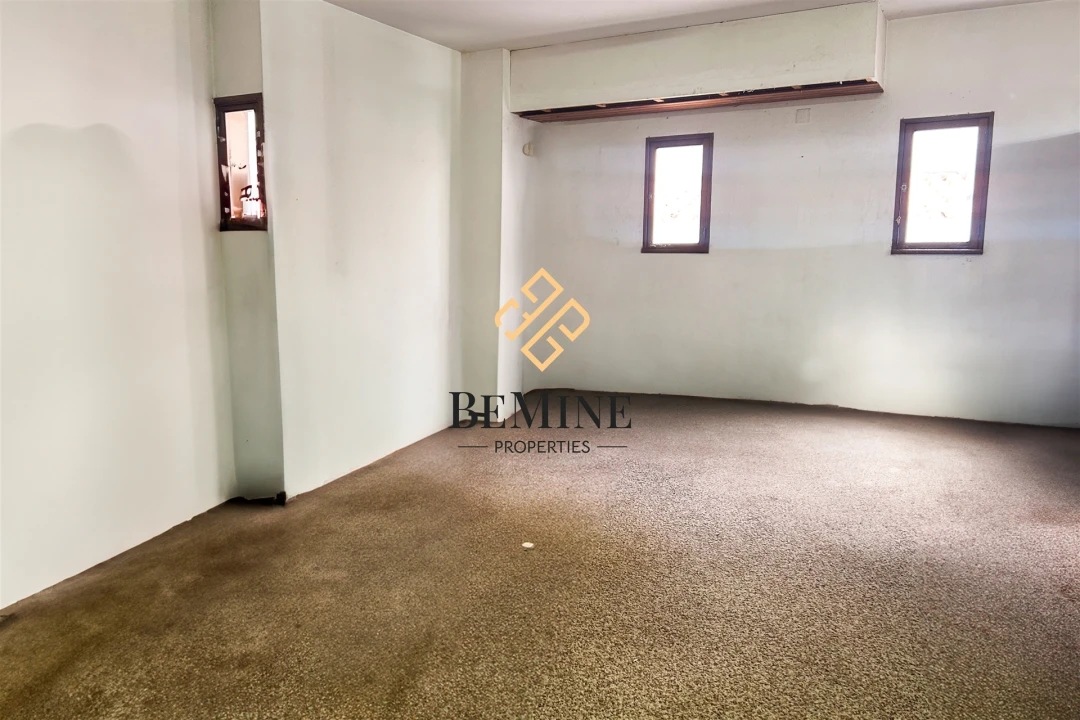 Loja para Arrendamento em Funchal (Se) Foto 7