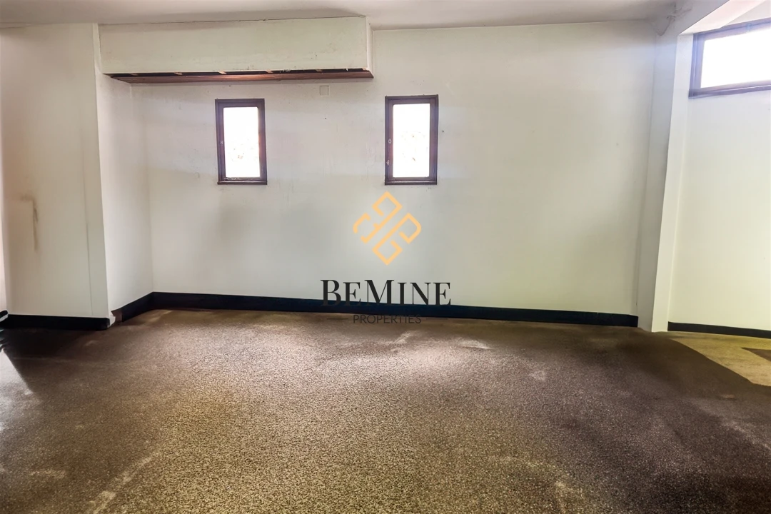 Loja para Arrendamento em Funchal (Se) Foto 6