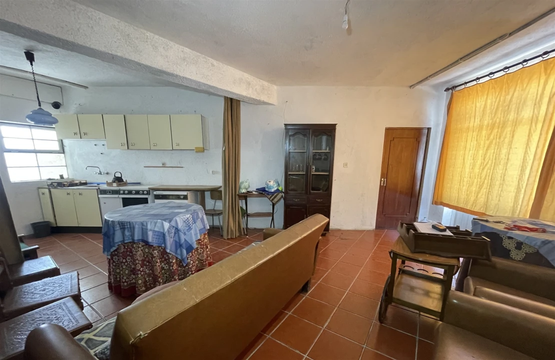 Moradia T4 para Venda em Gouveia (São Pedro e São Julião) Foto 7