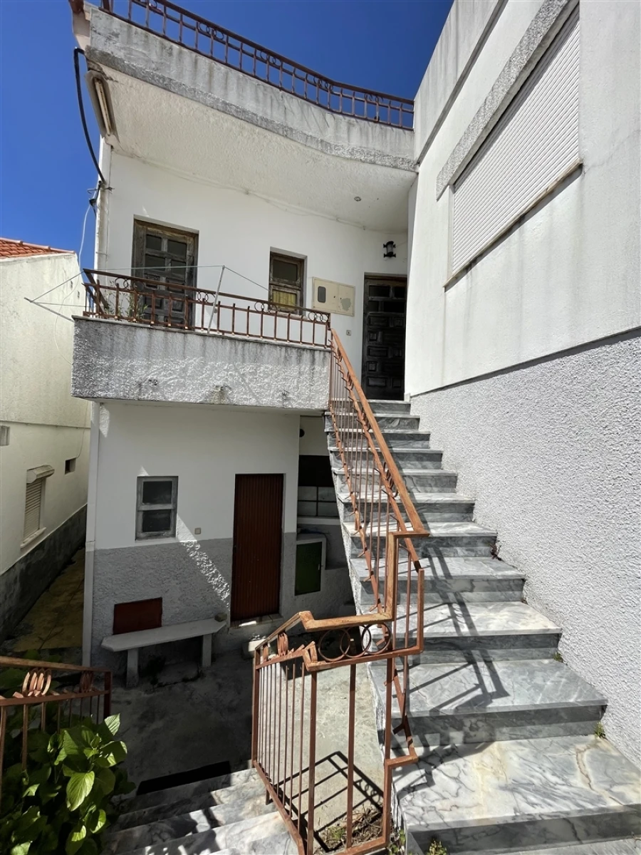 Moradia T4 para Venda em Gouveia (São Pedro e São Julião) Foto 24