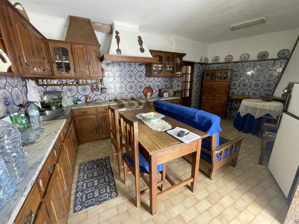 Moradia T4 para Venda em Gouveia (São Pedro e São Julião) Foto 8