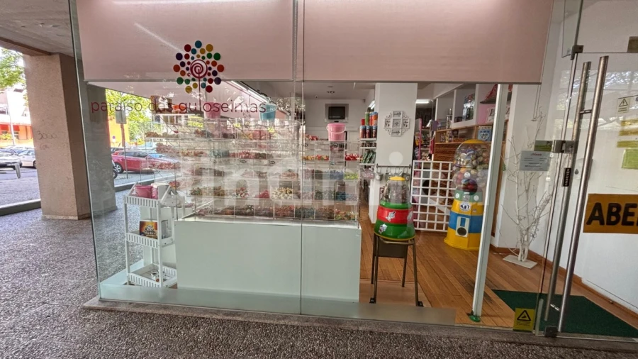 Loja para Venda em Vila Nova de Famalicão e Calendário Foto 11