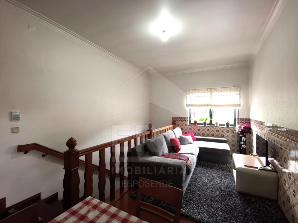 Moradia T3 para Venda em Palmeira de Faro e Curvos Foto 3