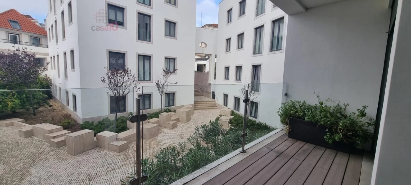 Apartamento T1 para Arrendamento em Misericórdia Foto 1