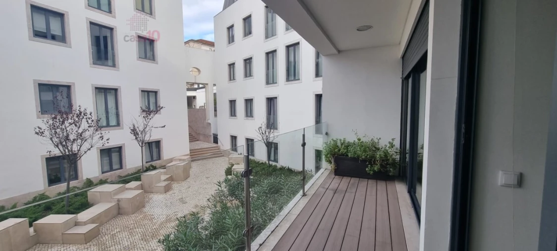 Apartamento T1 para Arrendamento em Misericórdia Foto 14