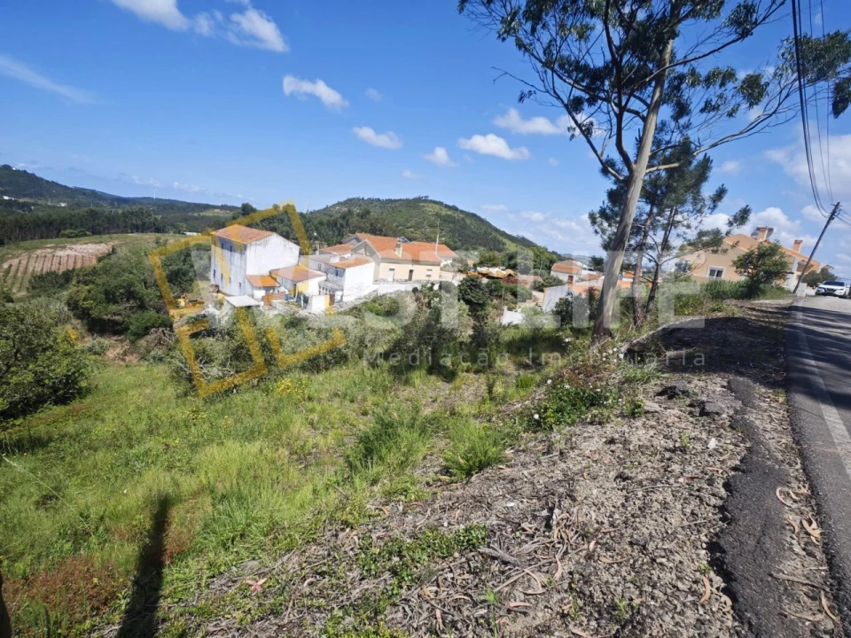 Terreno Misto para Venda em Azueira e Sobral da Abelheira Foto 2