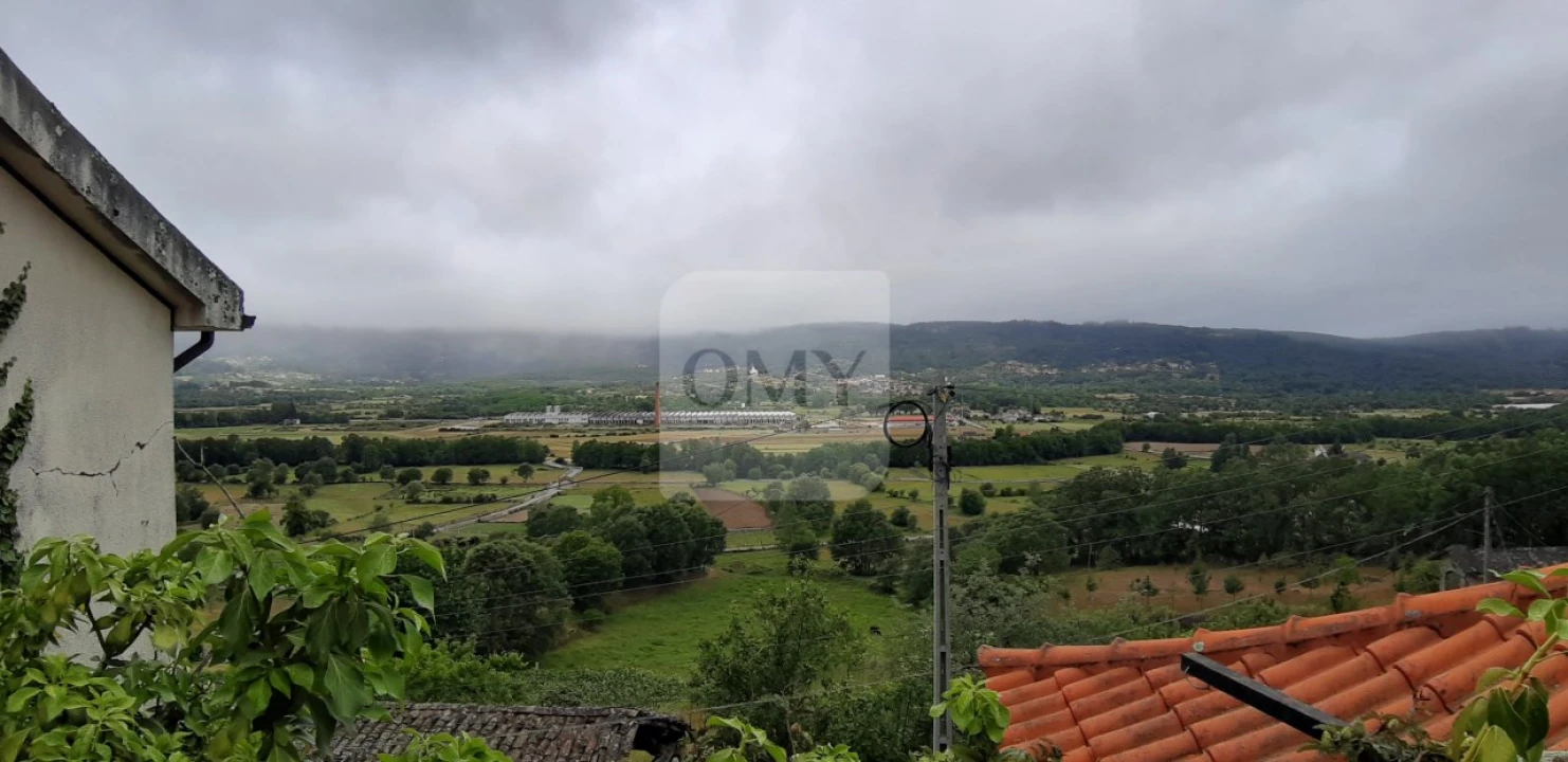 Moradia T5 para Venda em Telões Foto 7