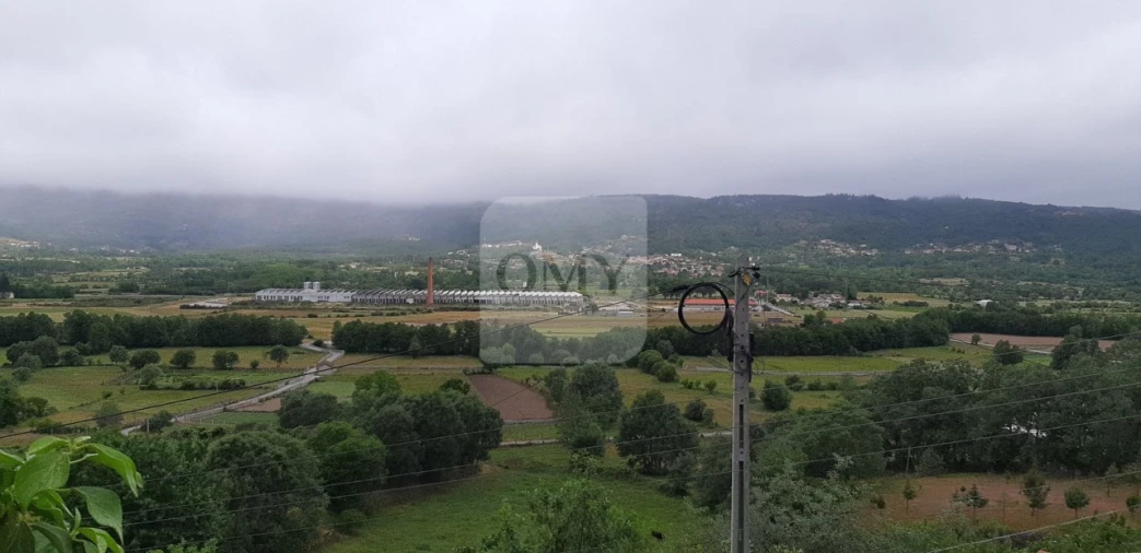 Moradia T5 para Venda em Telões Foto 5