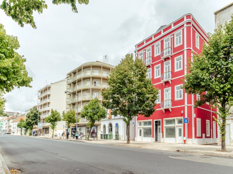 Apartamento T2 para Venda em Alvalade Foto 26