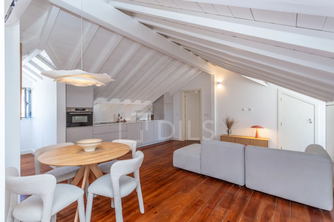 Apartamento T2 para Venda em Alvalade Foto 4