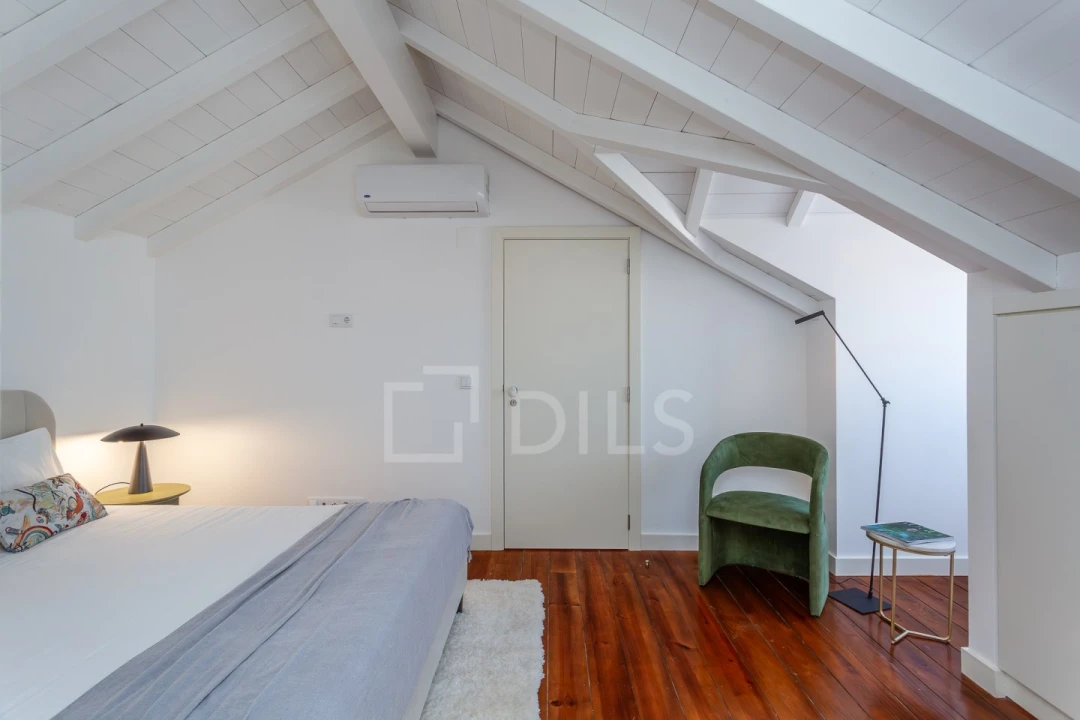 Apartamento T2 para Venda em Alvalade Foto 6