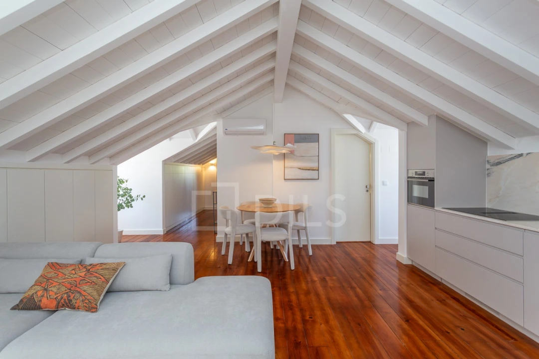 Apartamento T2 para Venda em Alvalade Foto 16
